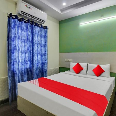 Hotel O Lavish Stay Sururnagar Kültér fotó