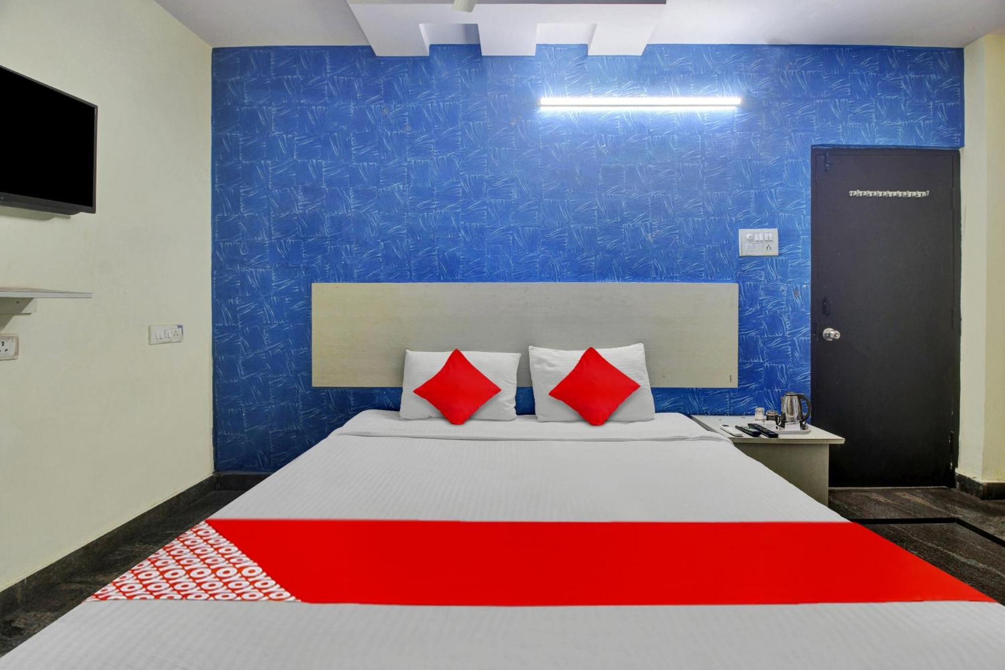 Hotel O Lavish Stay Sururnagar Kültér fotó