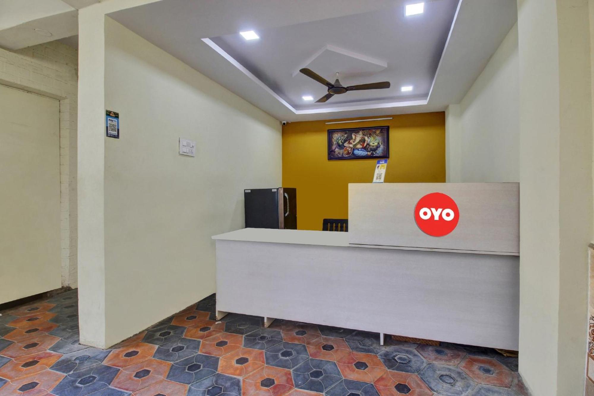 Hotel O Lavish Stay Sururnagar Kültér fotó